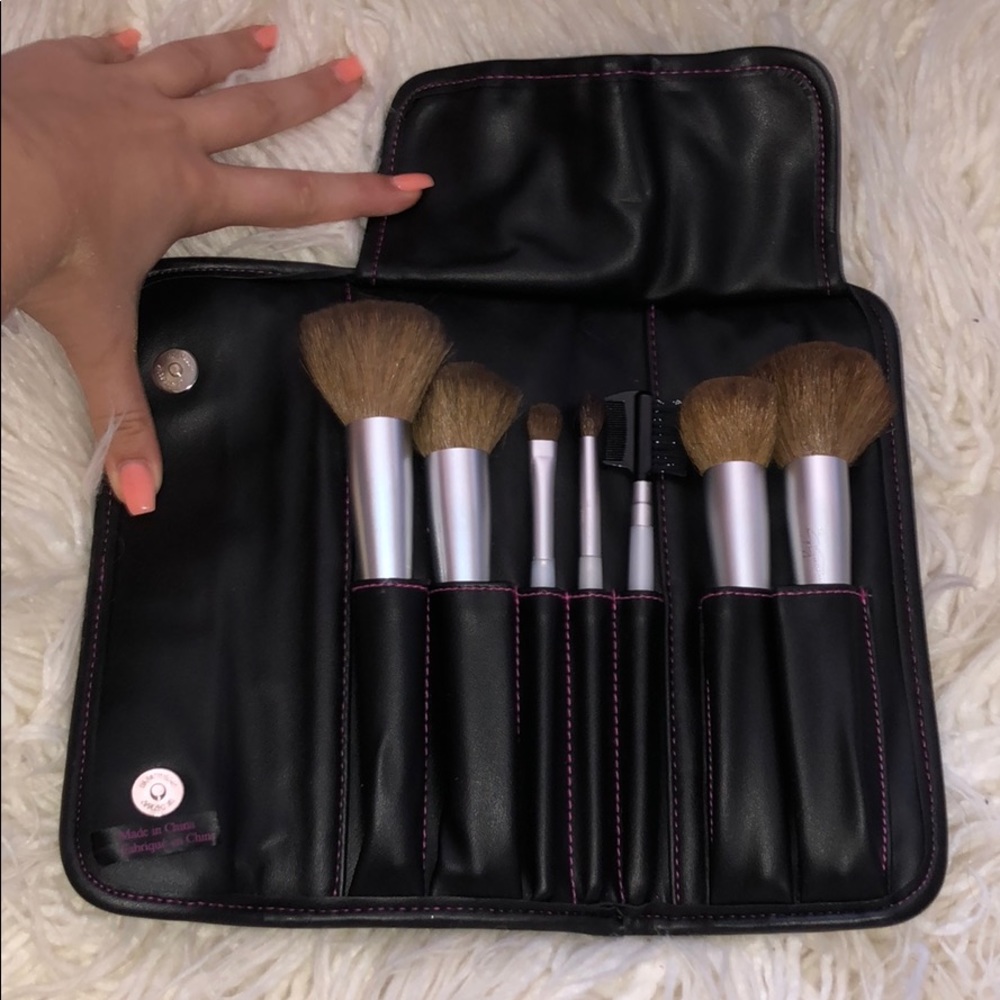 Mary Kay brush set